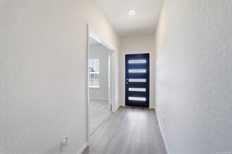 2906 Tengyc Bow San Antonio TX 78245