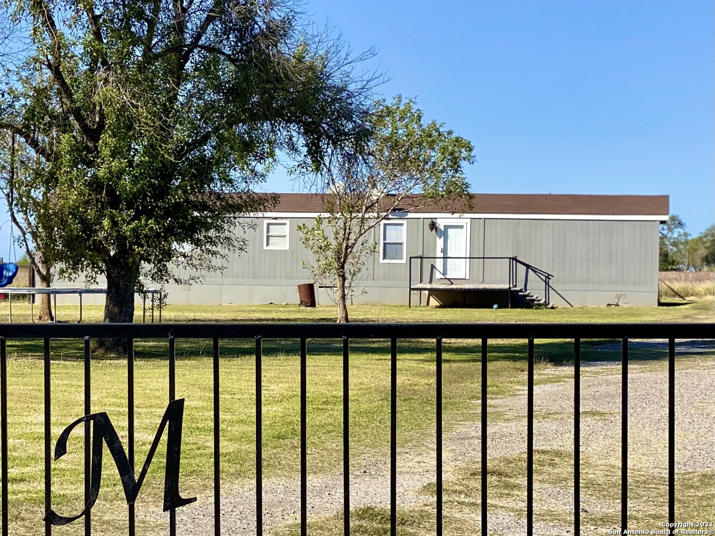 19885 Benton City Road Somerset TX 78069