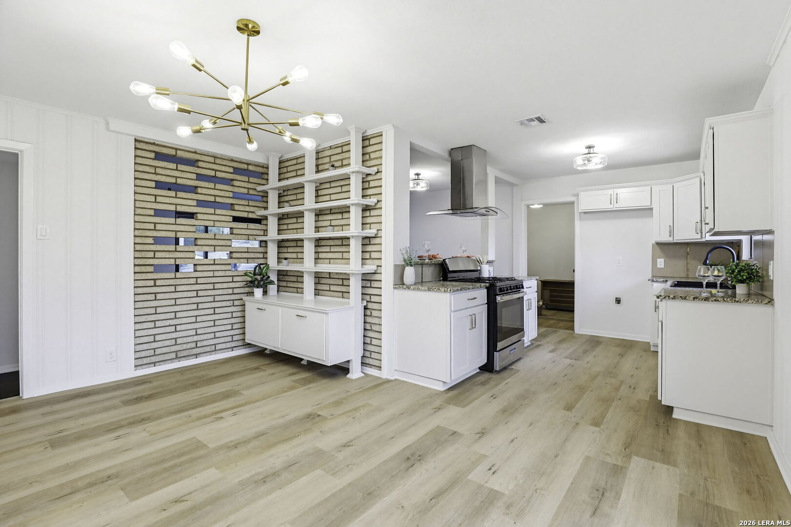 227 W Glenview San Antonio TX 78228