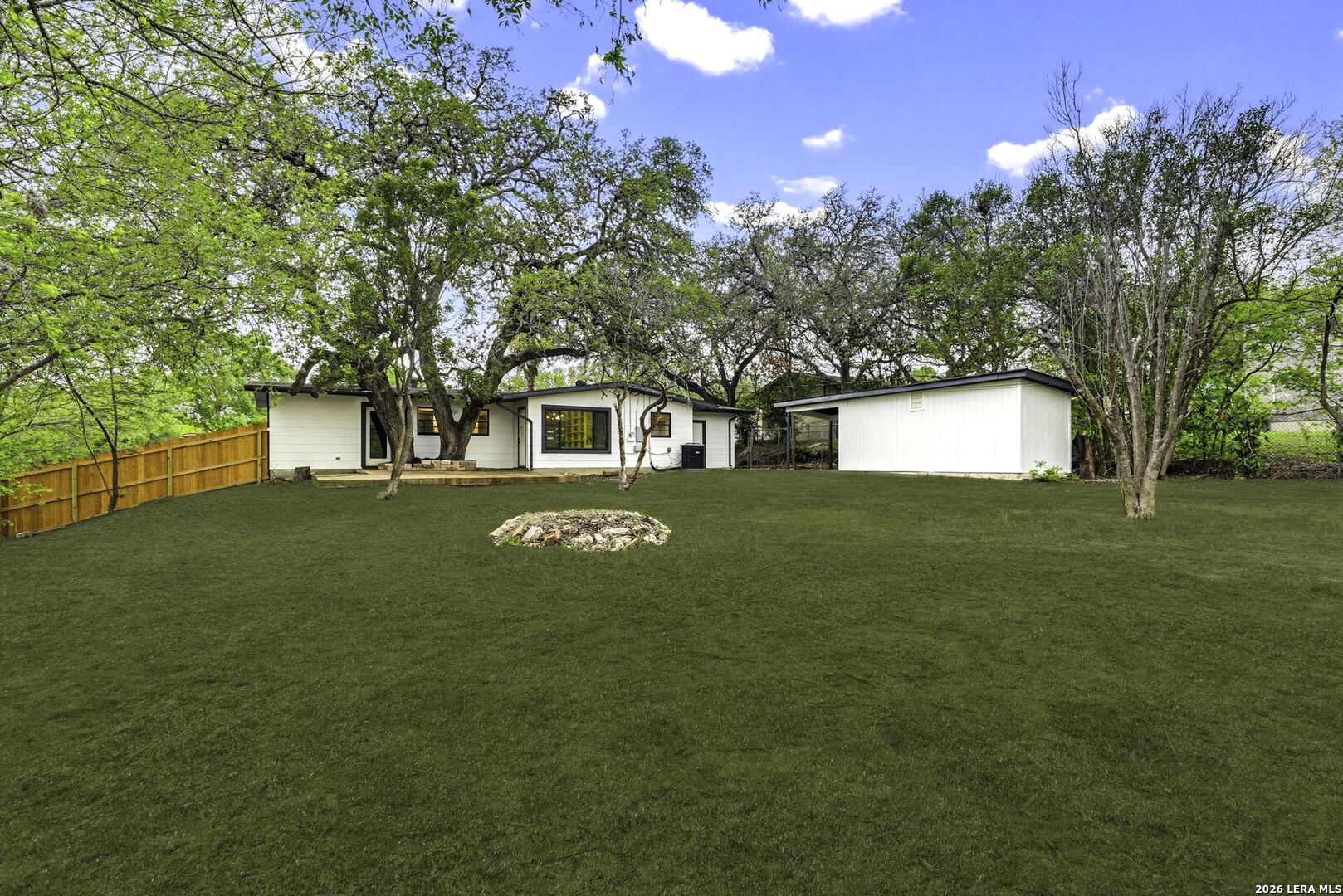 227 W Glenview San Antonio TX 78228