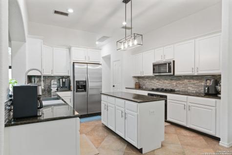 614 Cypress Trail San Antonio TX 78256
