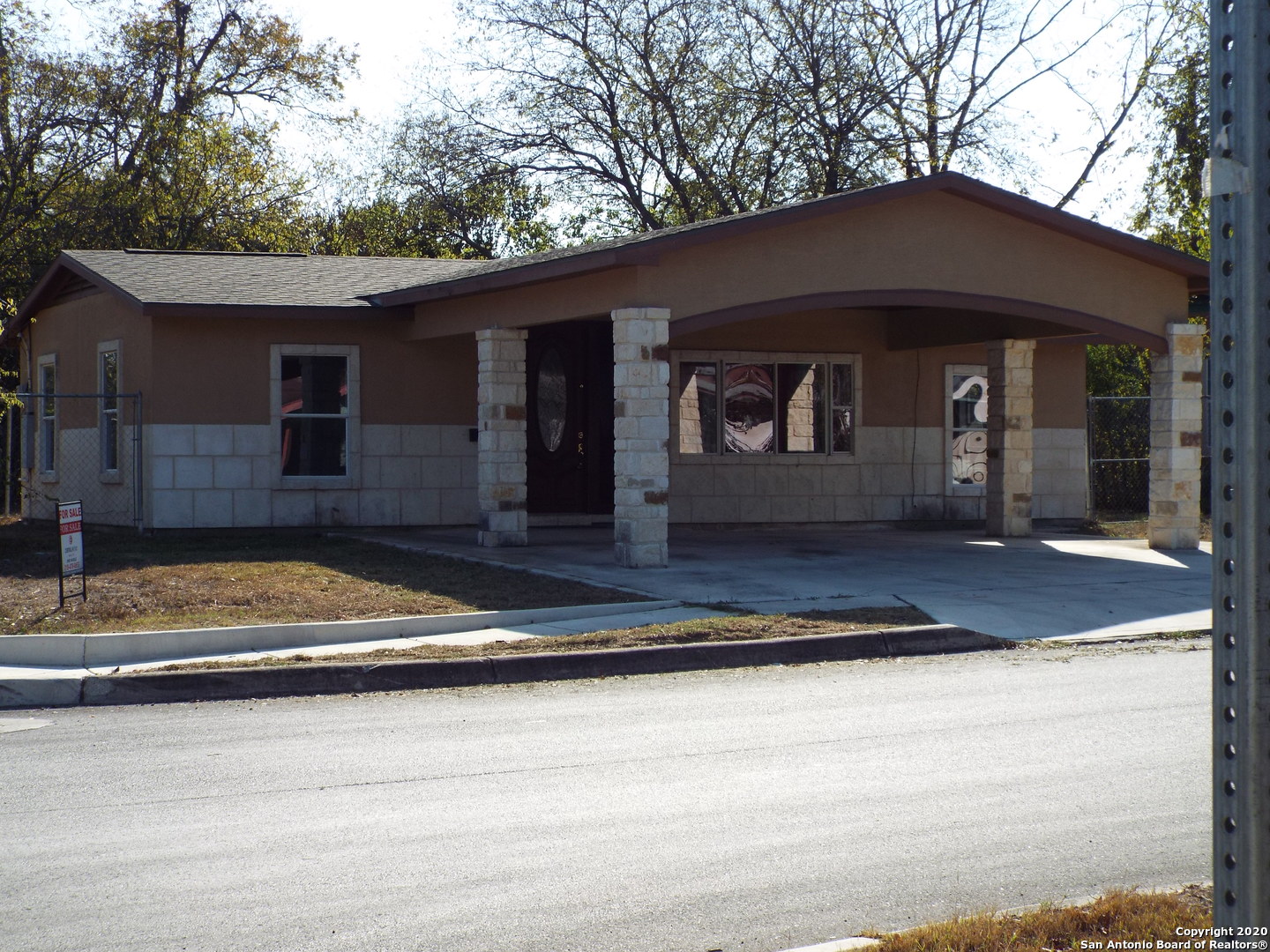 334 Basswood Drive San Antonio TX 78213