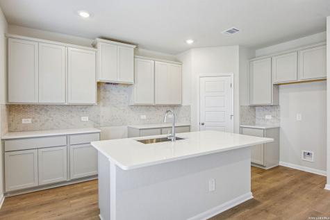 1305 Lydian Broom San Antonio TX 78245