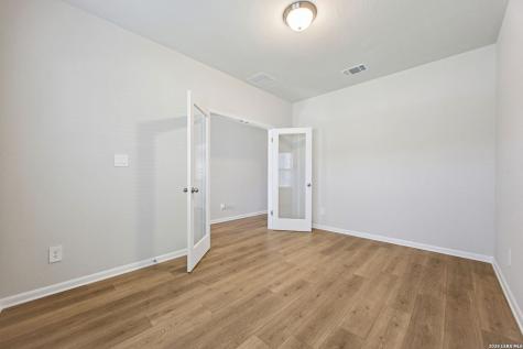 1305 Lydian Broom San Antonio TX 78245