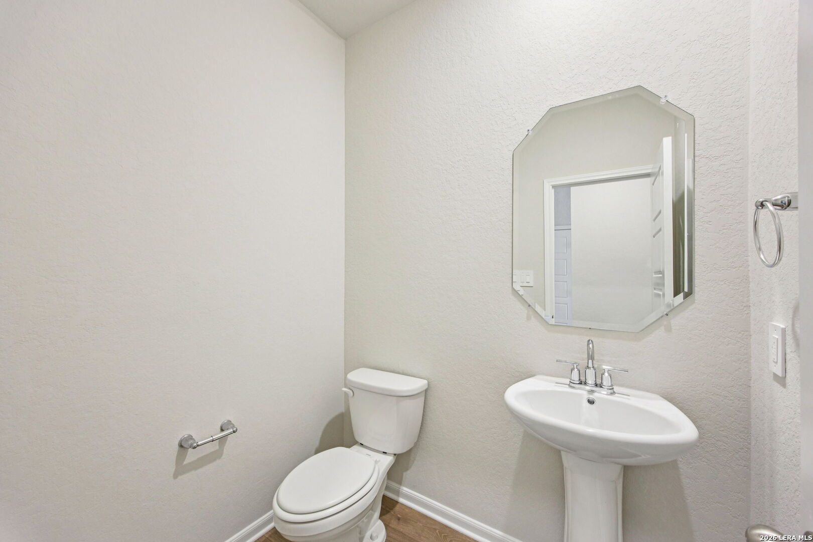 1305 Lydian Broom San Antonio TX 78245