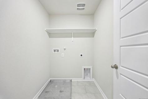1305 Lydian Broom San Antonio TX 78245