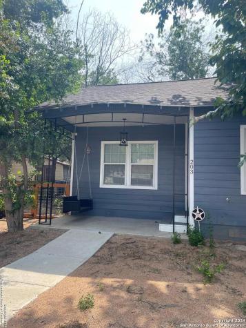 203 Regent San Antonio TX 78204
