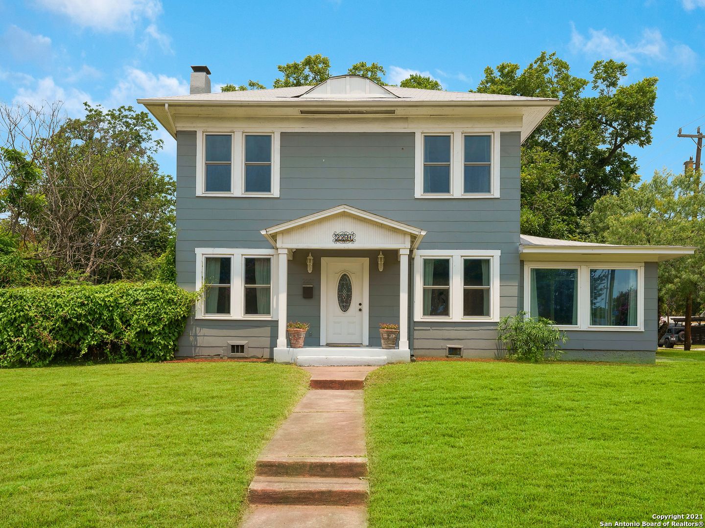 2201 W Olmos Drive San Antonio TX 78201