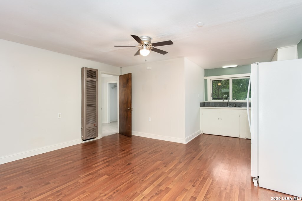 109 And 111 Beverly Drive Fredericksburg TX 78624