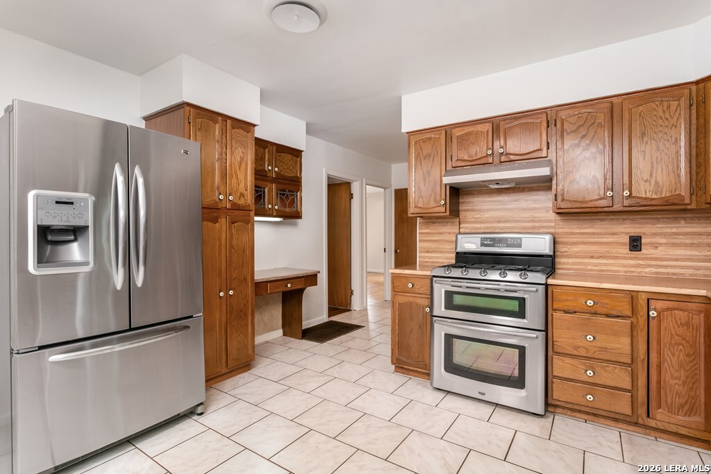 109 And 111 Beverly Drive Fredericksburg TX 78624