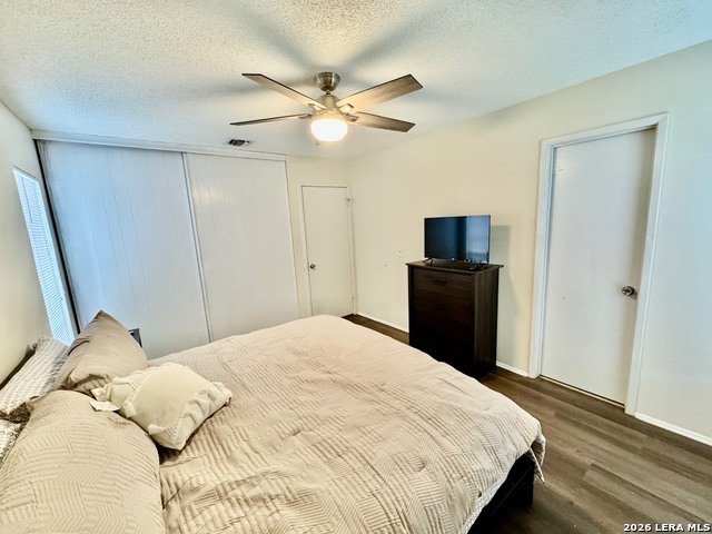8006 Harper Valley Live Oak TX 78233