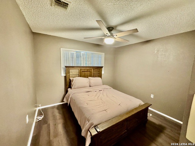 8006 Harper Valley Live Oak TX 78233