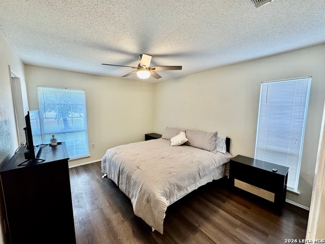 8006 Harper Valley Live Oak TX 78233