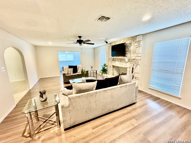 8006 Harper Valley Live Oak TX 78233