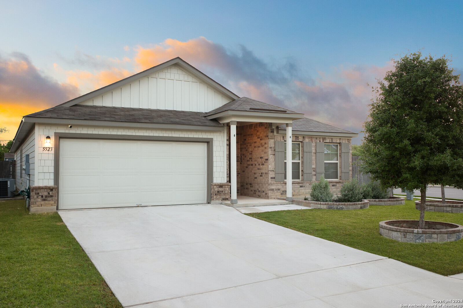 5523 Coral Valley San Antonio TX 78242