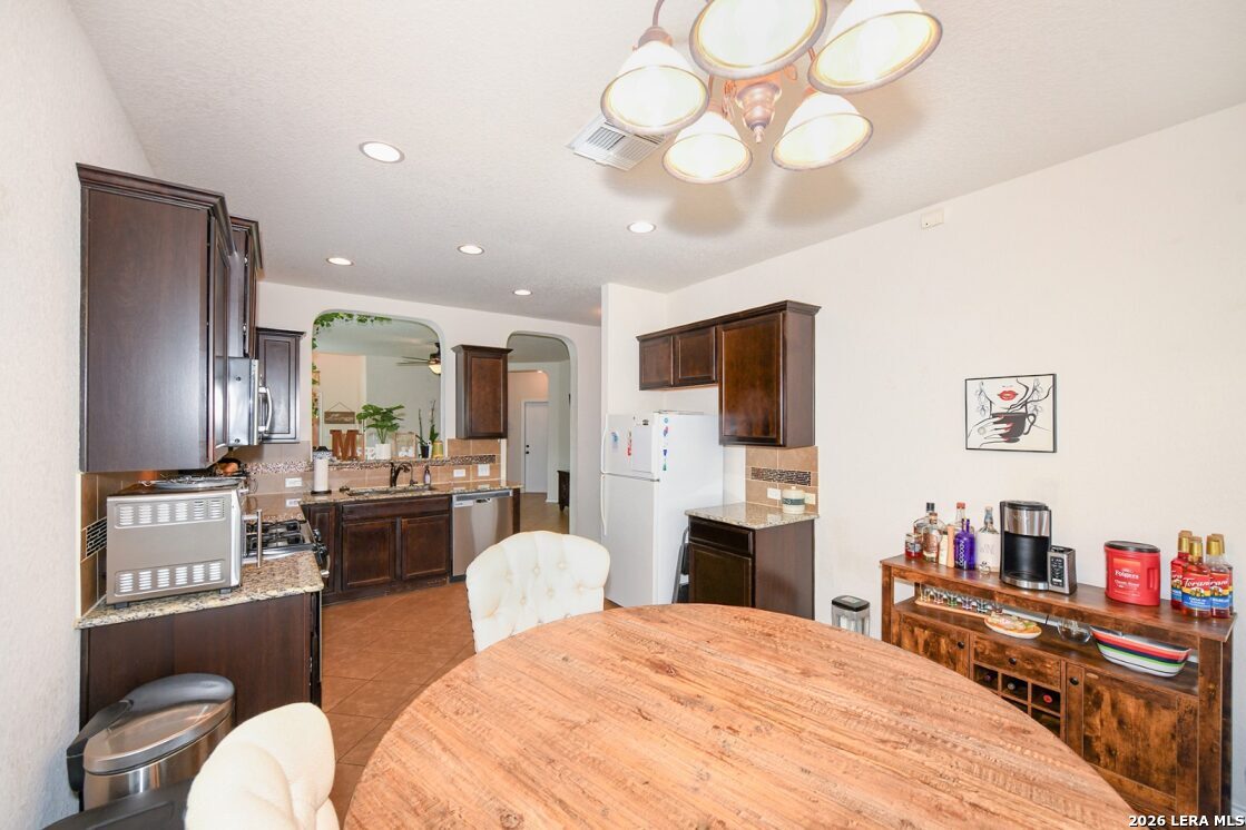 214 Cita Roost San Antonio TX 78253