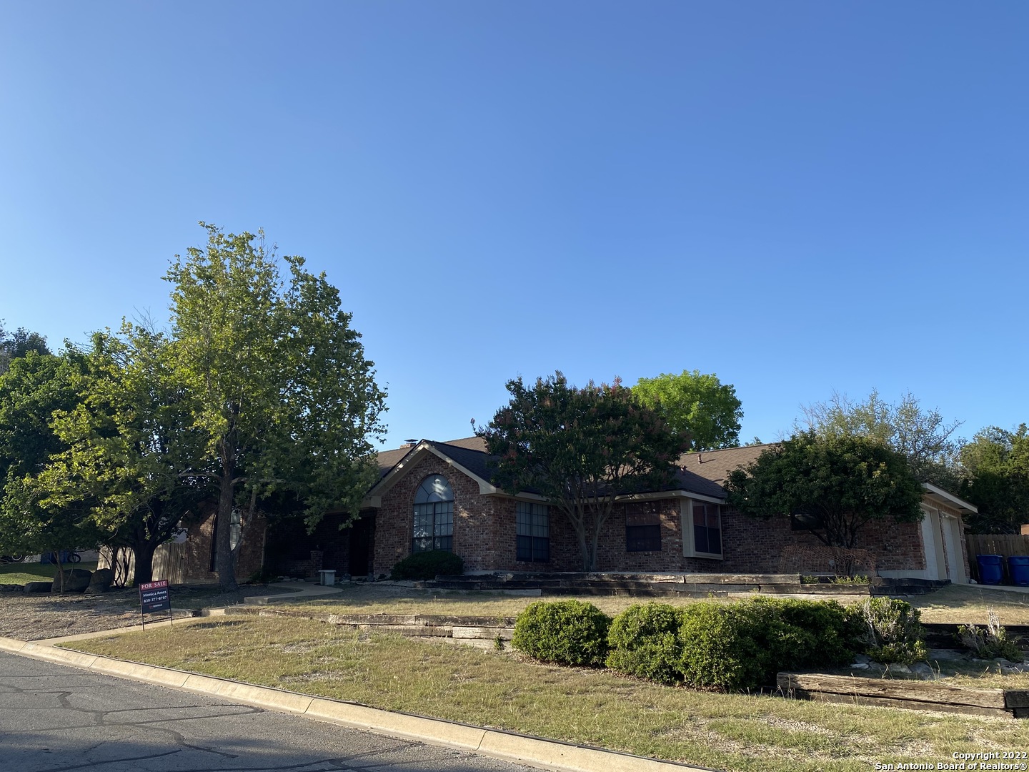 1700 Mountain Laurel Kerrville TX 78028