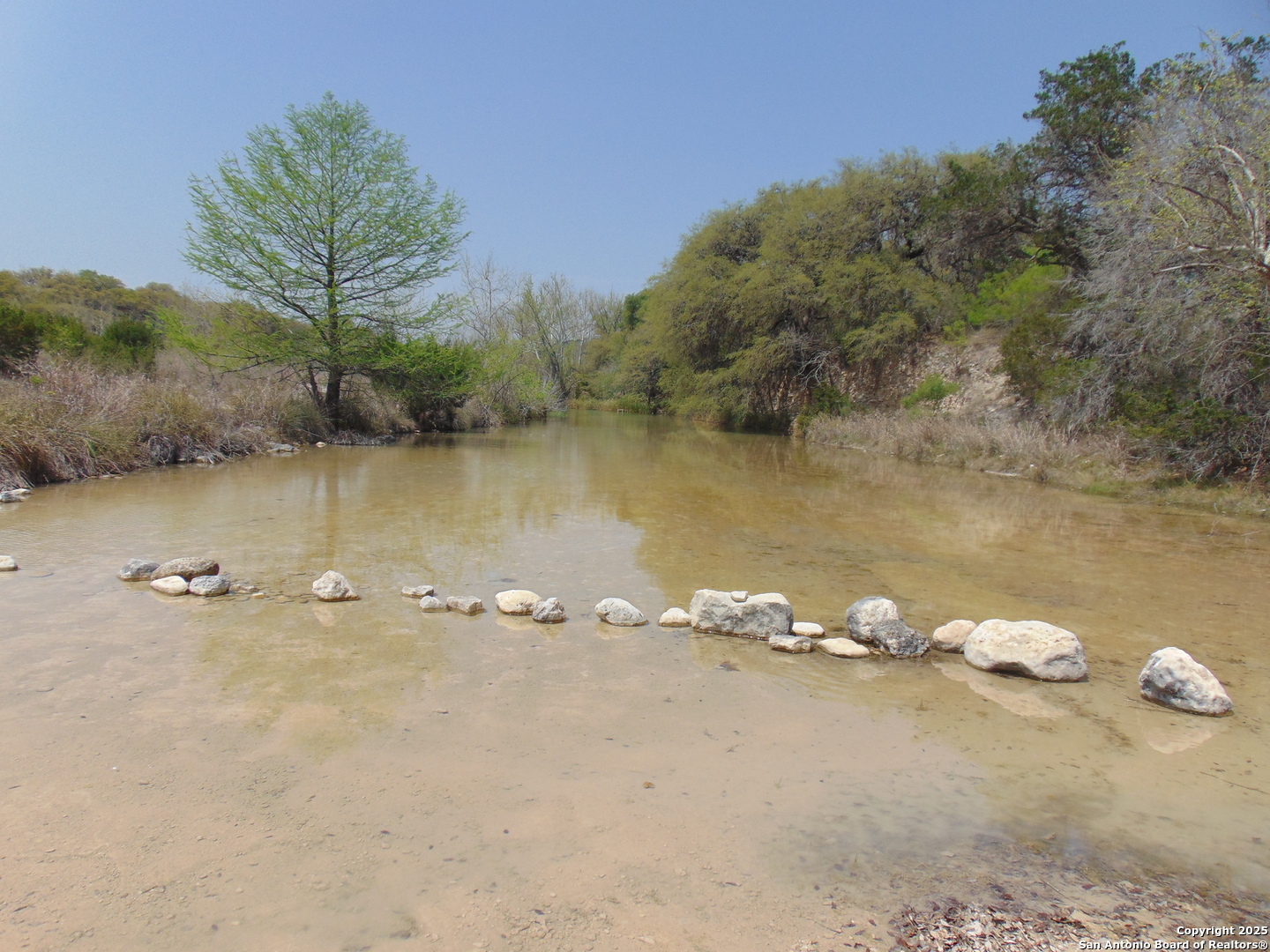477 Squirrel Bend Uvalde TX 78801