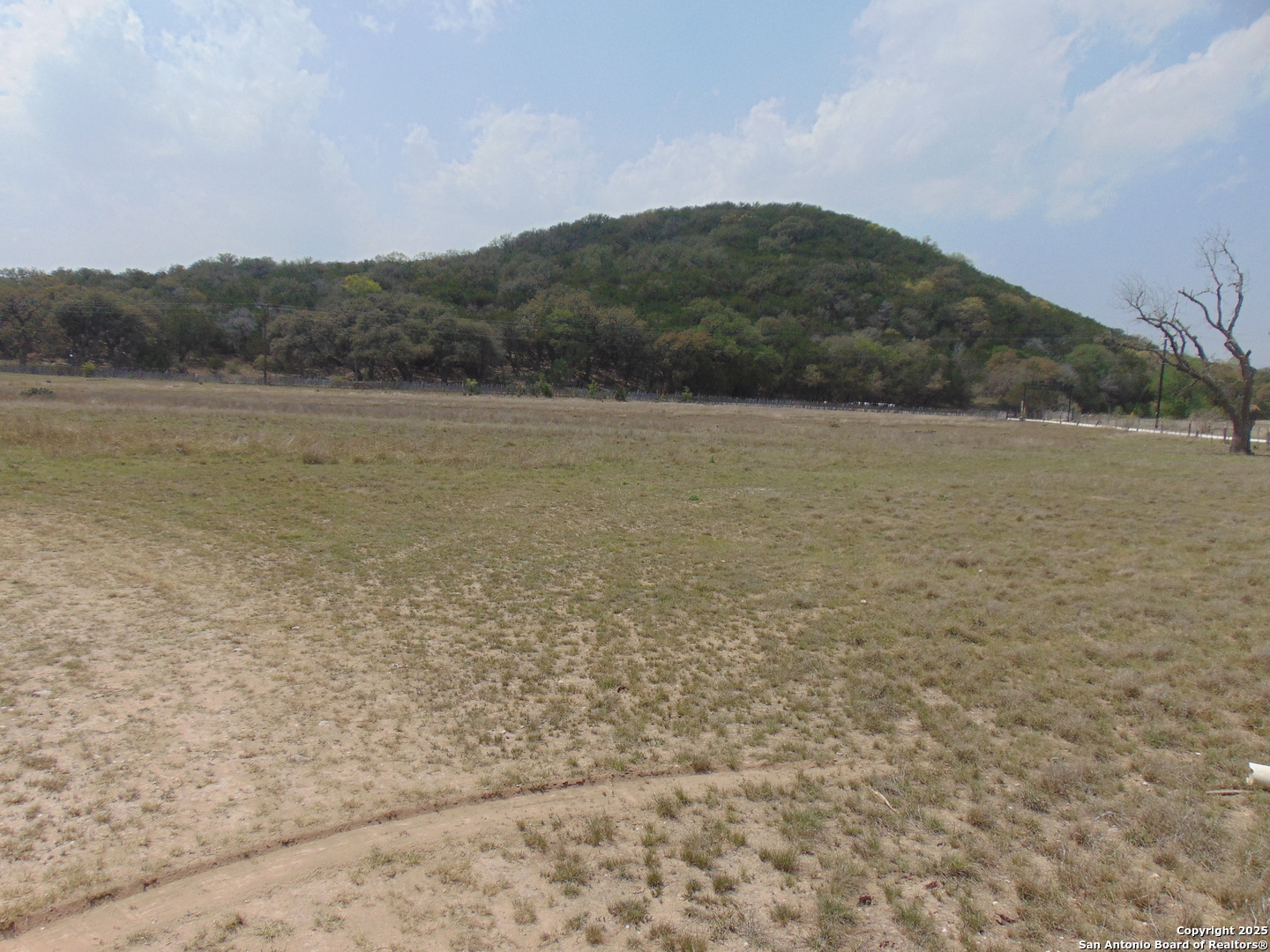 477 Squirrel Bend Uvalde TX 78801