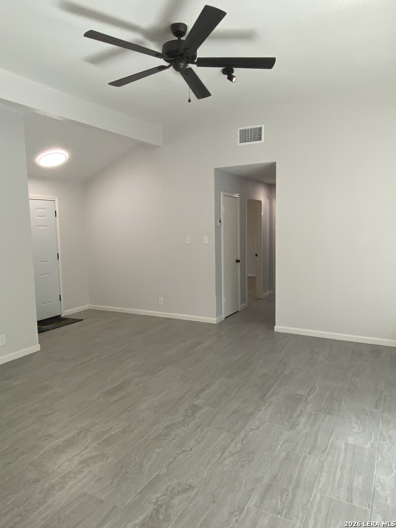 11009 Forest Crown Live Oak TX 78233