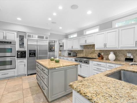 401 Ridgemont Avenue Terrell Hills TX 78209