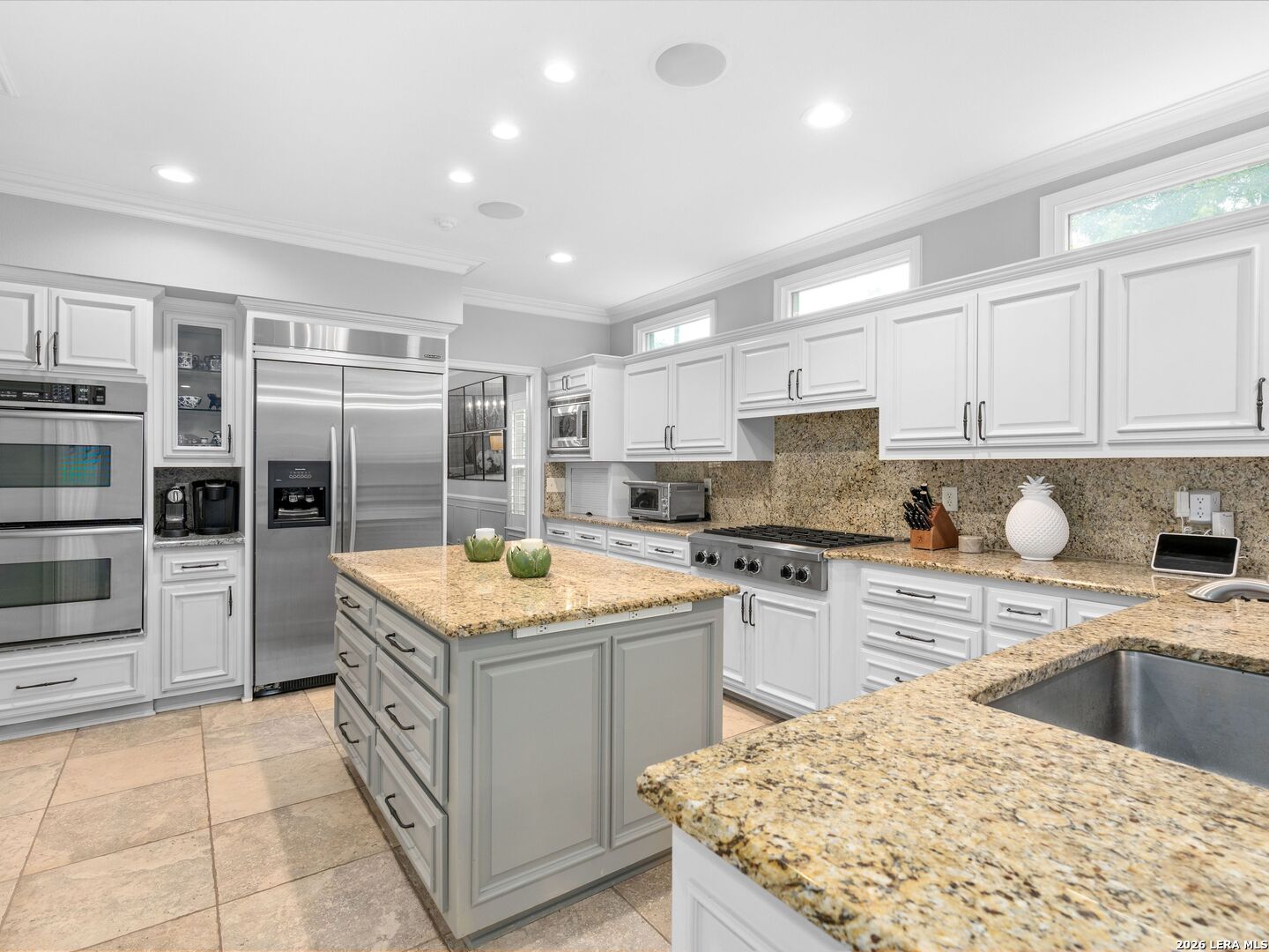 401 Ridgemont Avenue Terrell Hills TX 78209