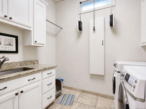 401 Ridgemont Avenue Terrell Hills TX 78209