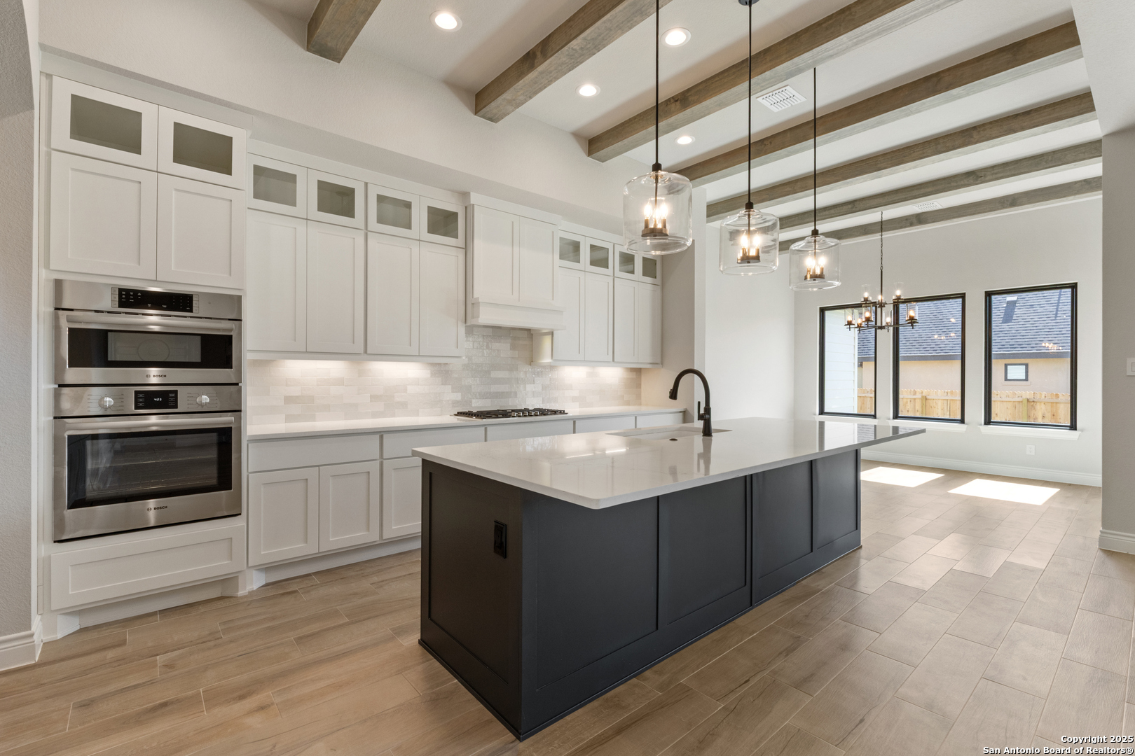 278 Allen Avenue Castroville TX 78009
