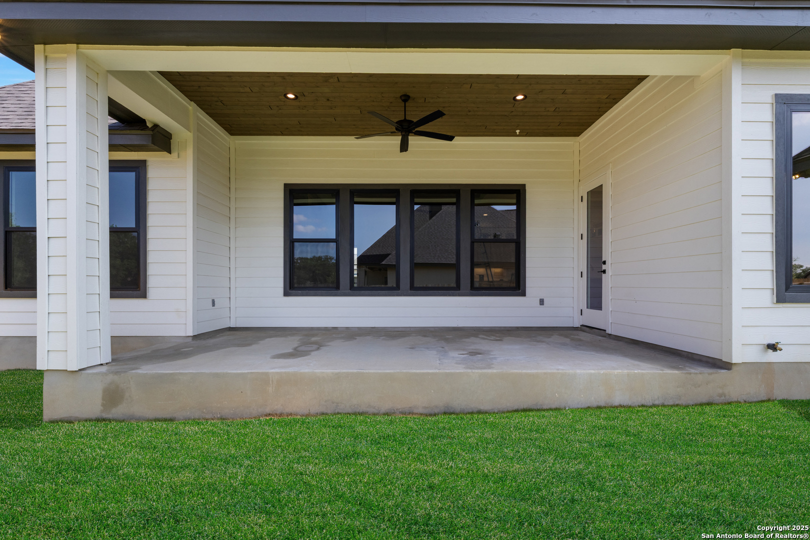 278 Allen Avenue Castroville TX 78009