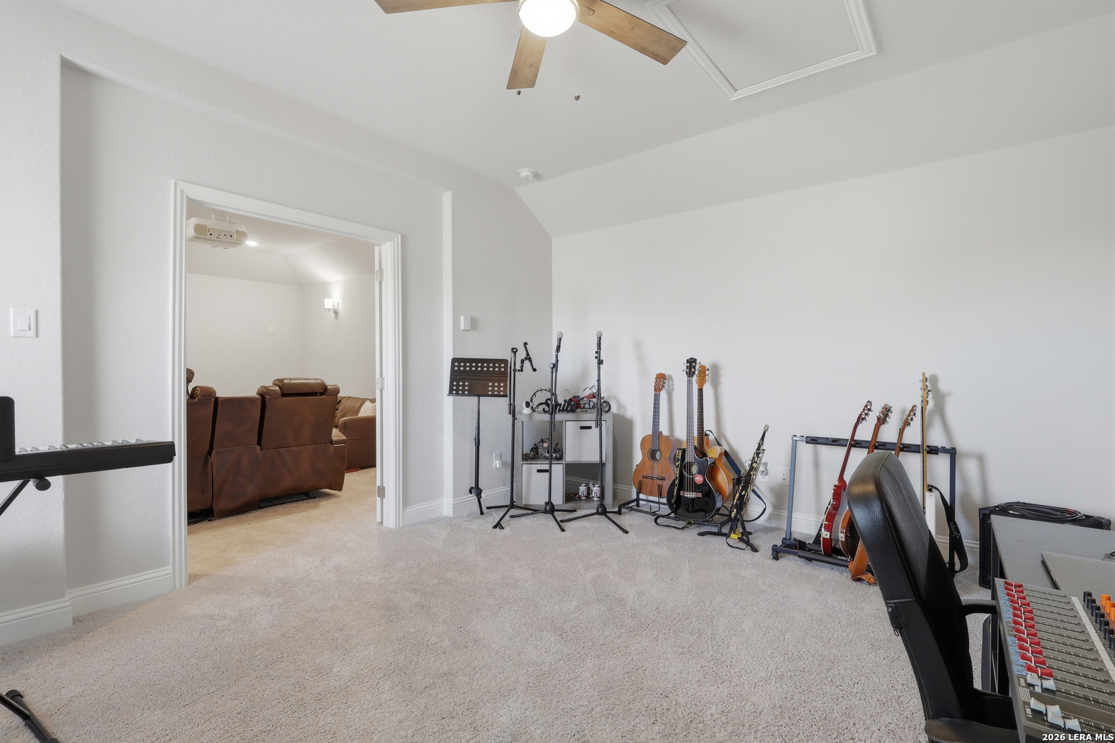 499 Poe Castroville TX 78009