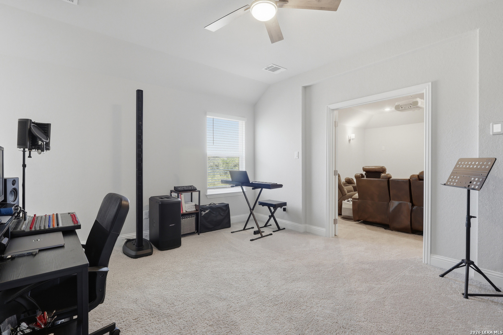 499 Poe Castroville TX 78009