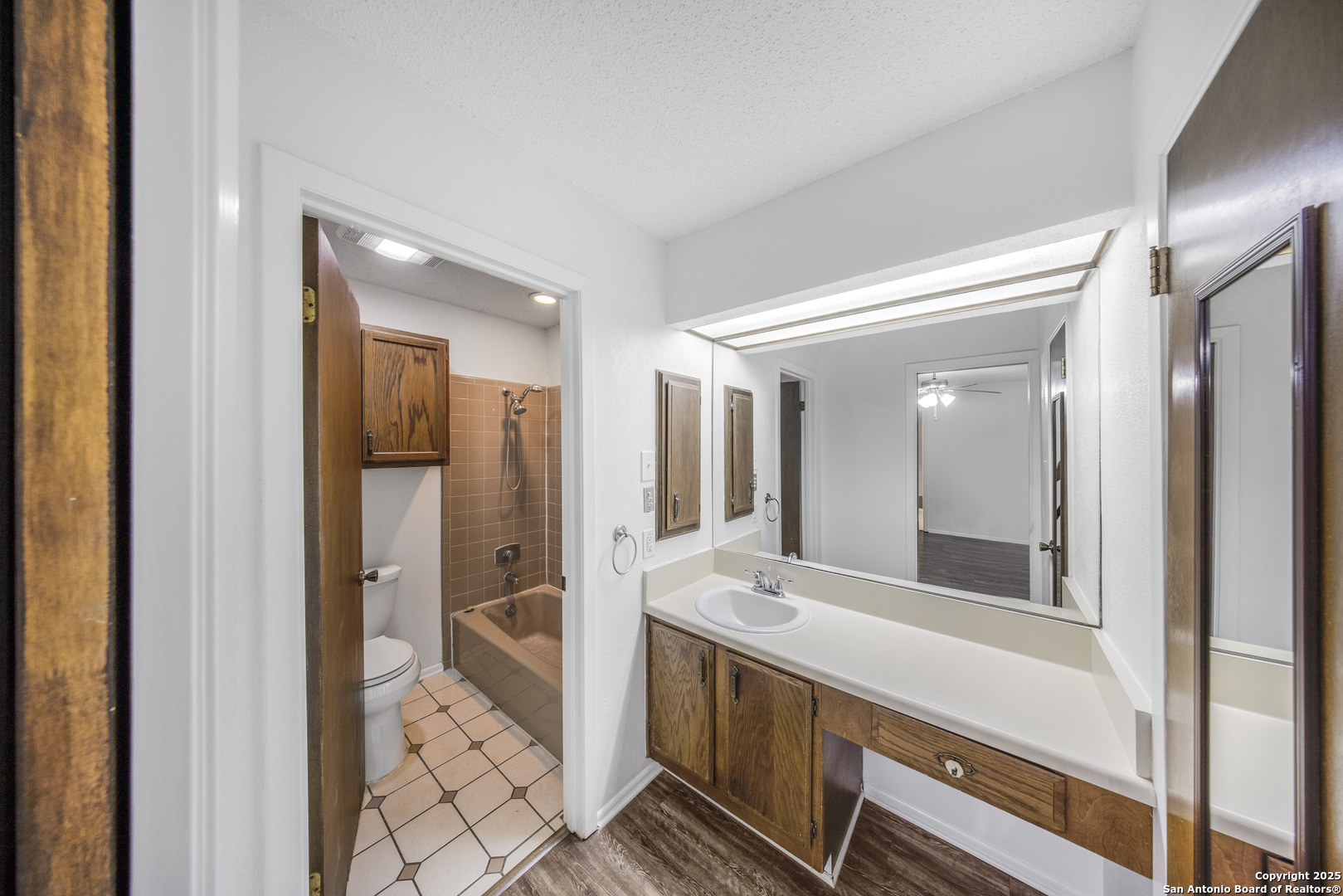 9218 Woodheather San Antonio TX 78254