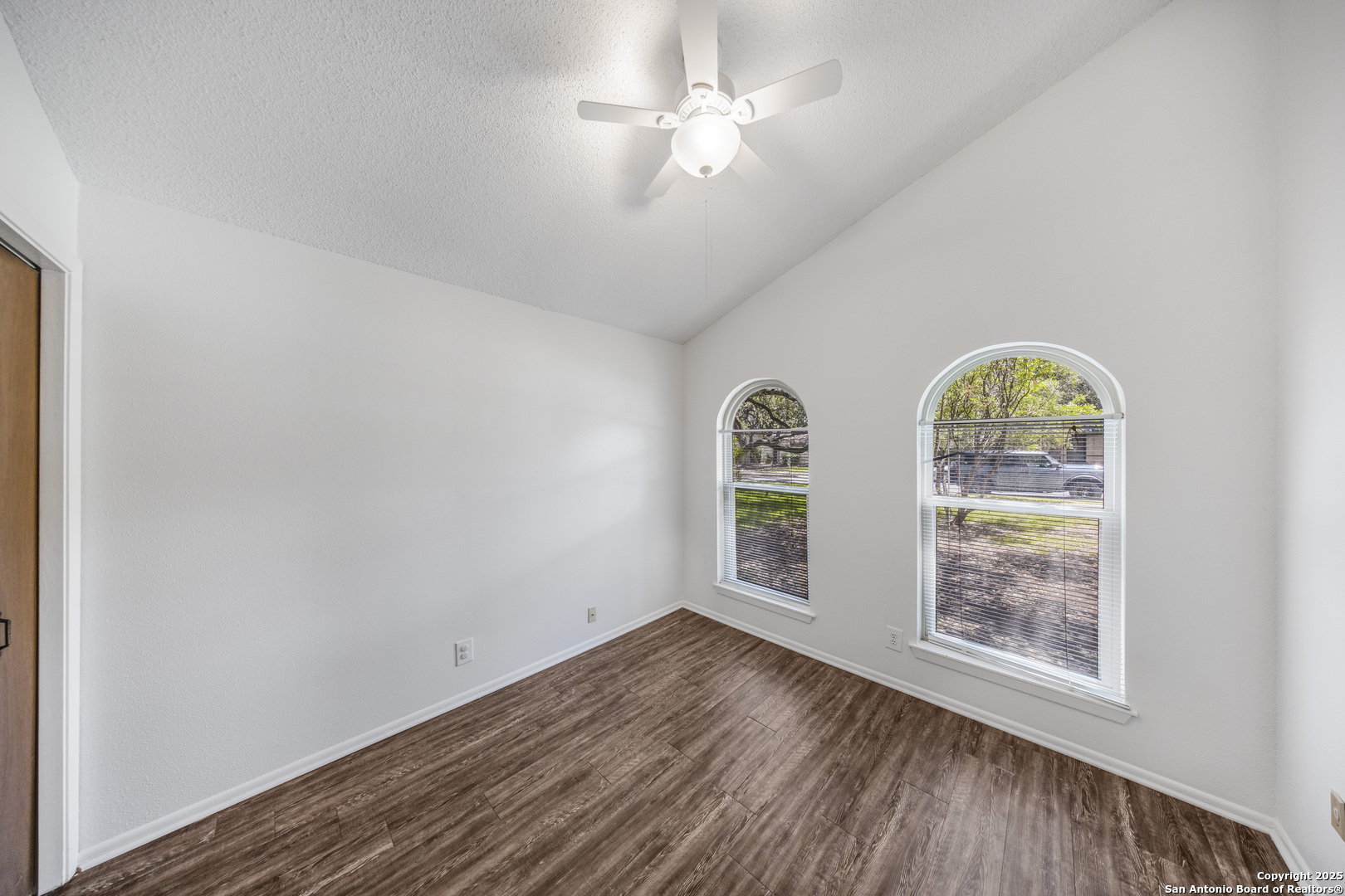 9218 Woodheather San Antonio TX 78254