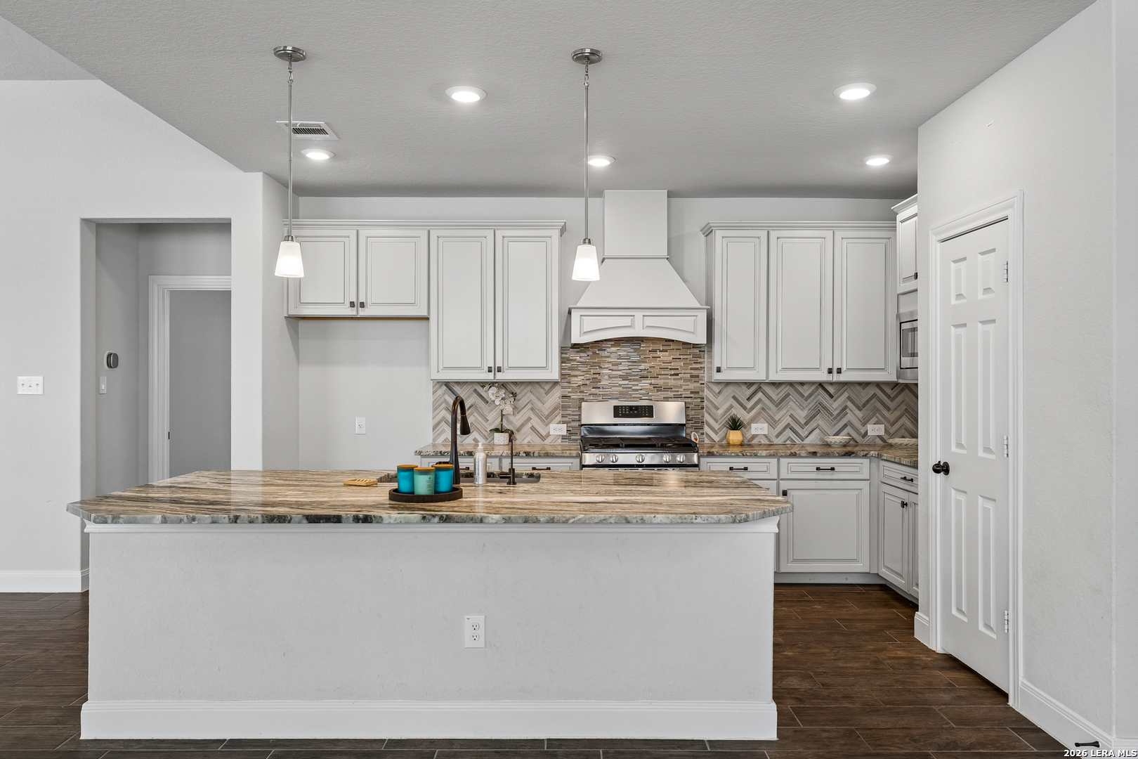 10833 Bango Farms San Antonio TX 78254