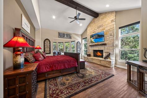 25011 Caliza Boerne TX 78006