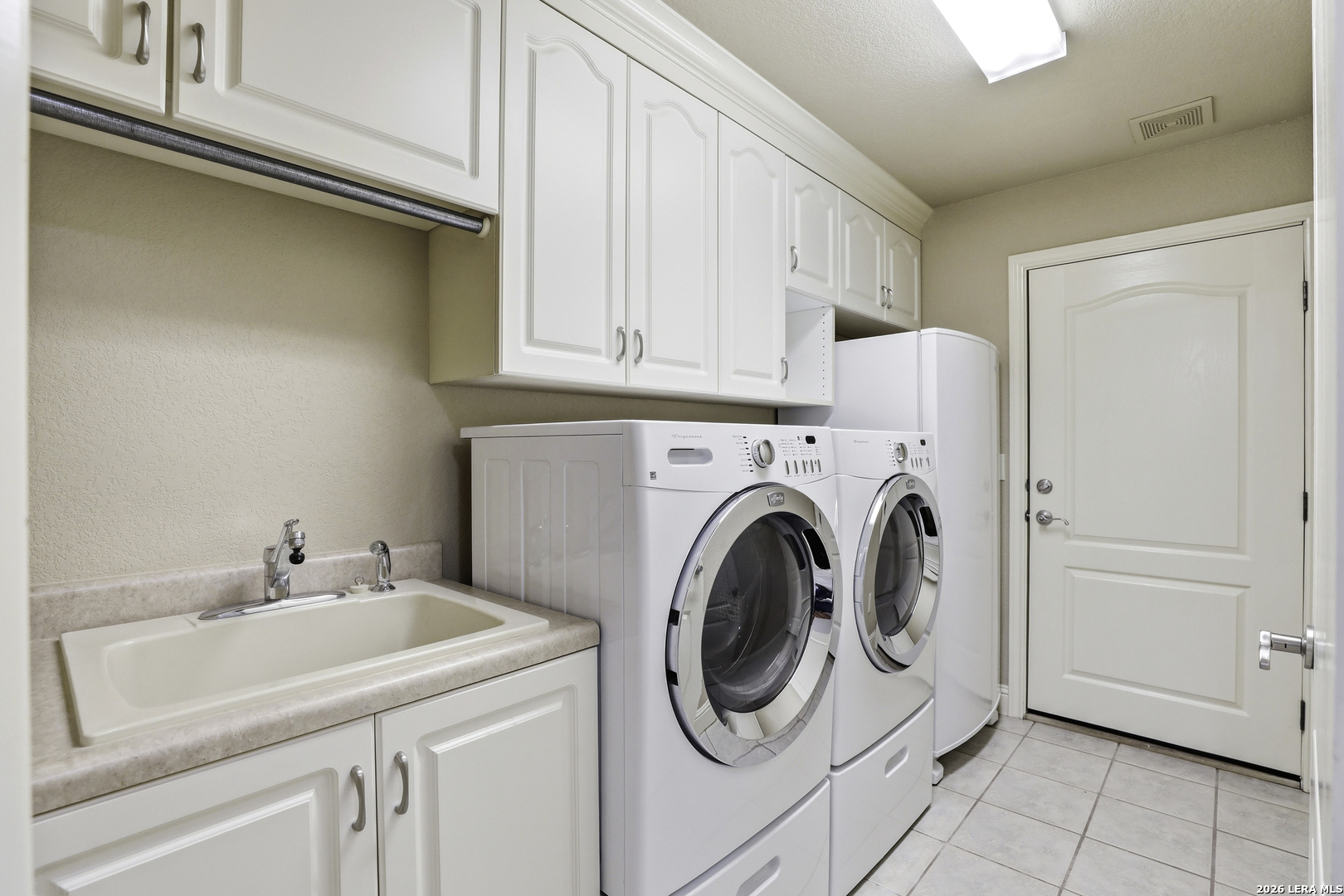 2607 Foresthaven New Braunfels TX 78132