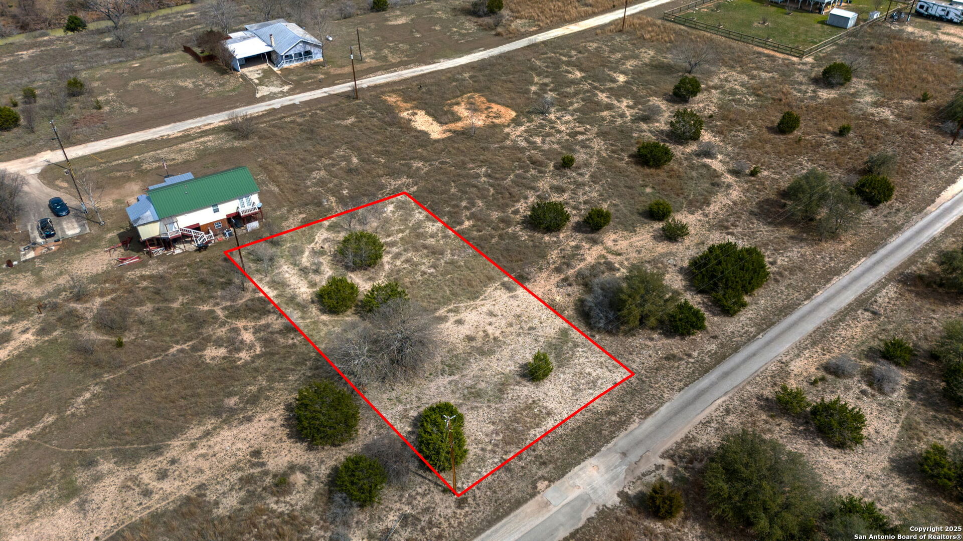 25 Quail Run Bandera TX 78003