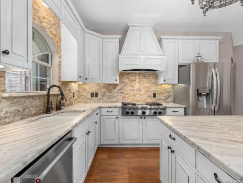 230 W Hosack Street Boerne TX 78006