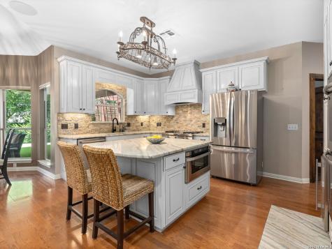 230 W Hosack Street Boerne TX 78006