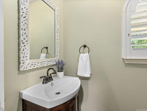 230 W Hosack Street Boerne TX 78006