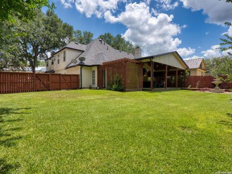 230 W Hosack Street Boerne TX 78006