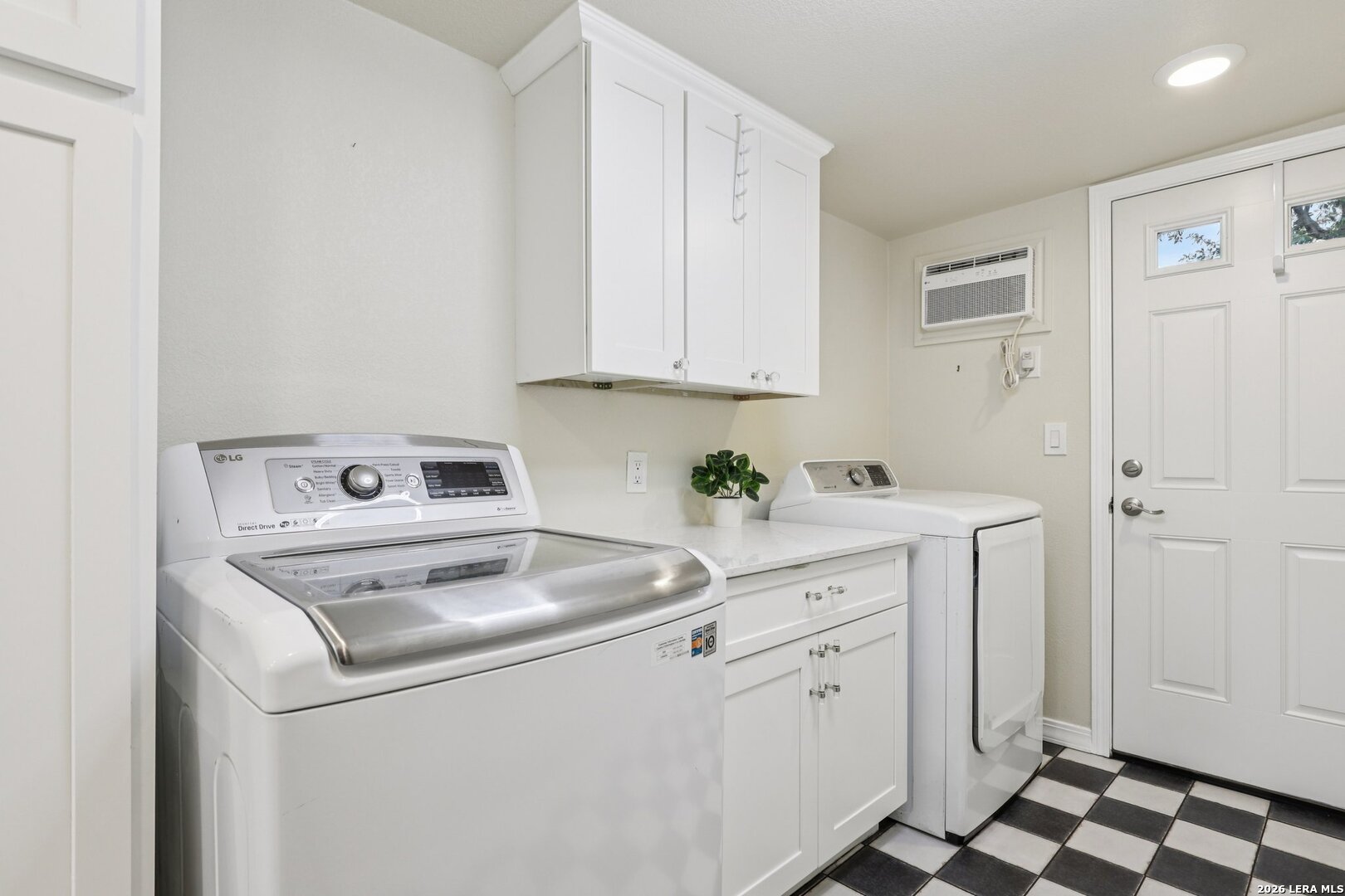 1331 W Rosewood Avenue San Antonio TX 78201