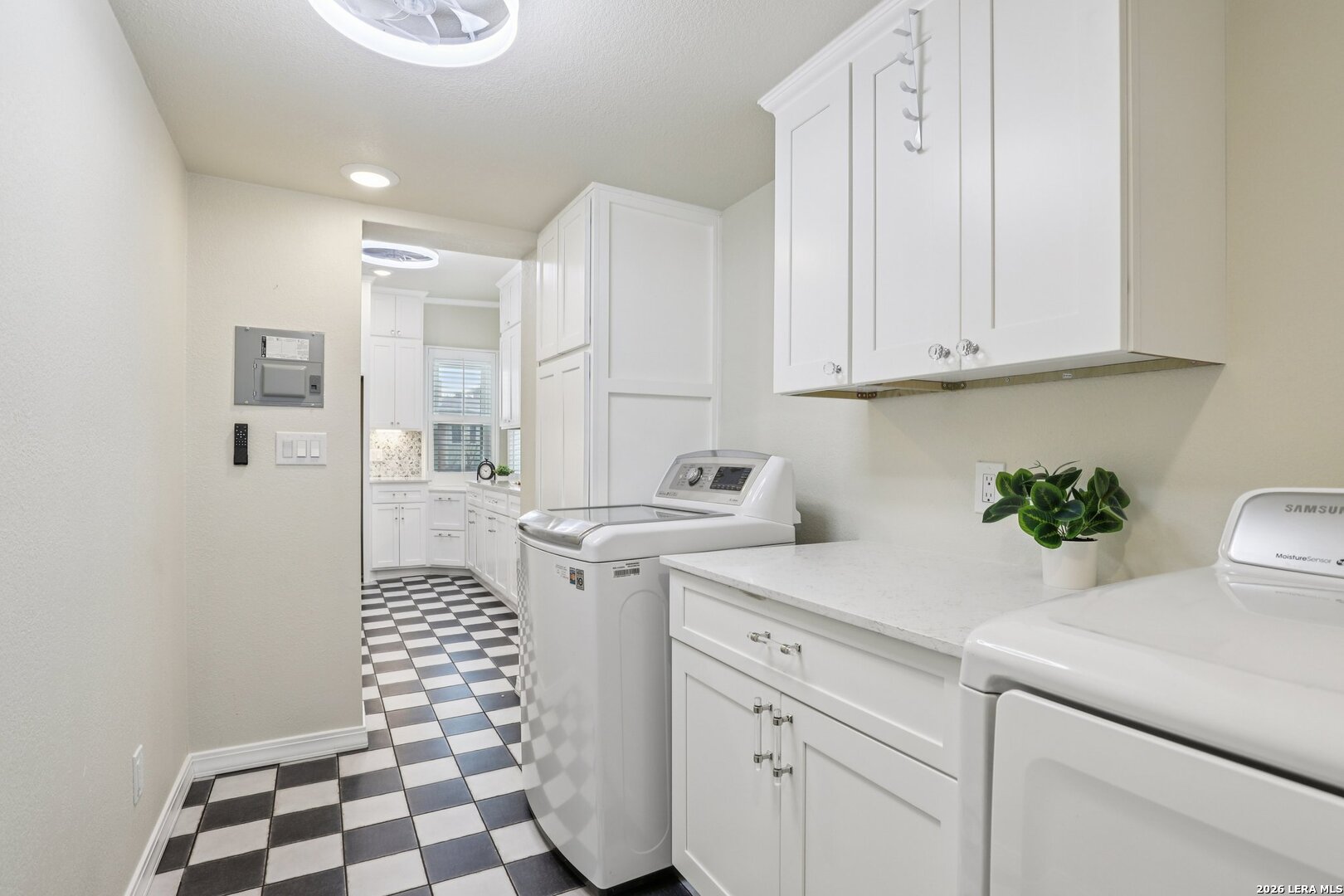 1331 W Rosewood Avenue San Antonio TX 78201