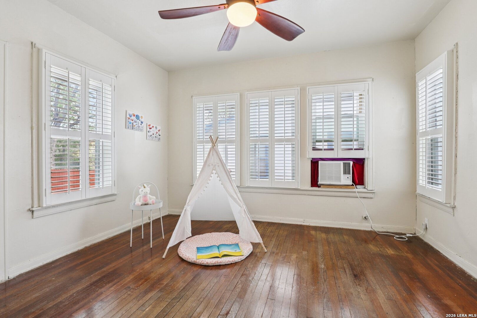 1331 W Rosewood Avenue San Antonio TX 78201