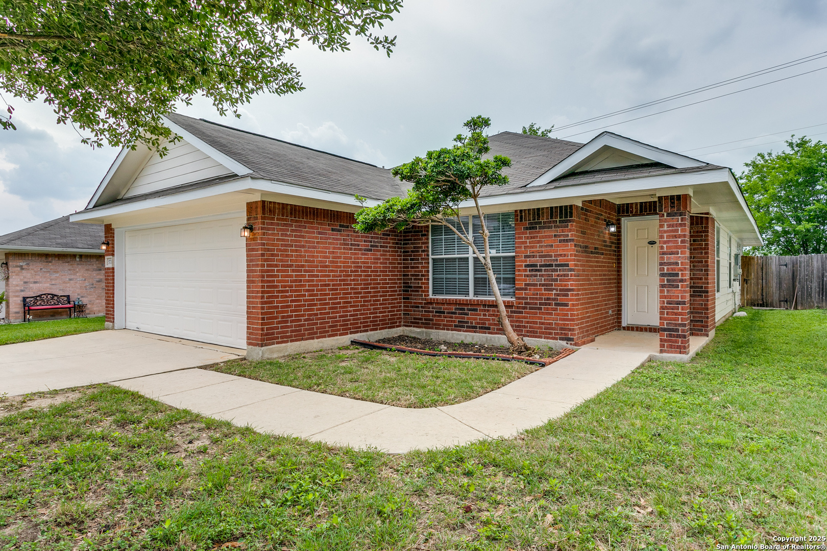 5735 Cardinal Falls San Antonio TX 78239