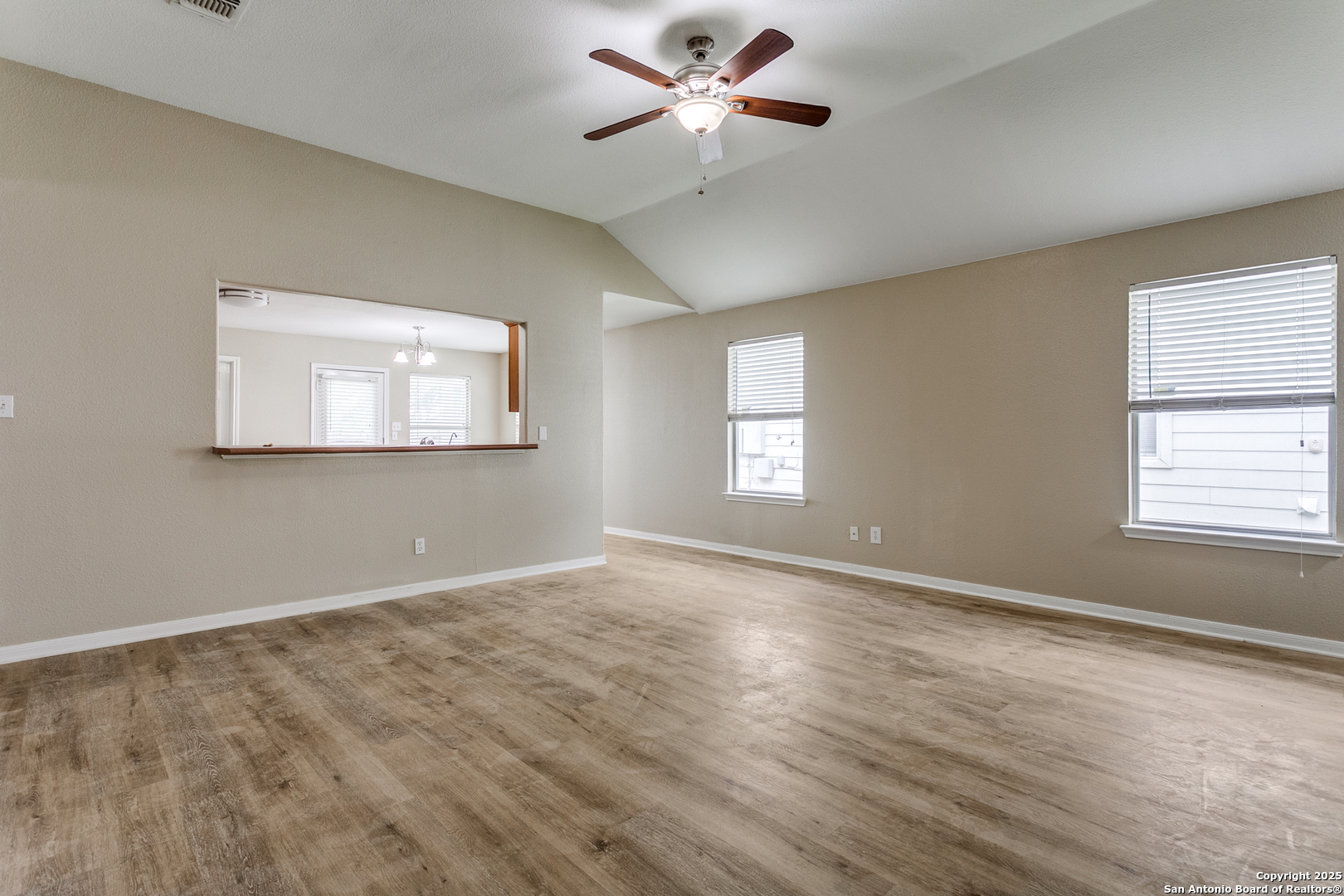 5735 Cardinal Falls San Antonio TX 78239