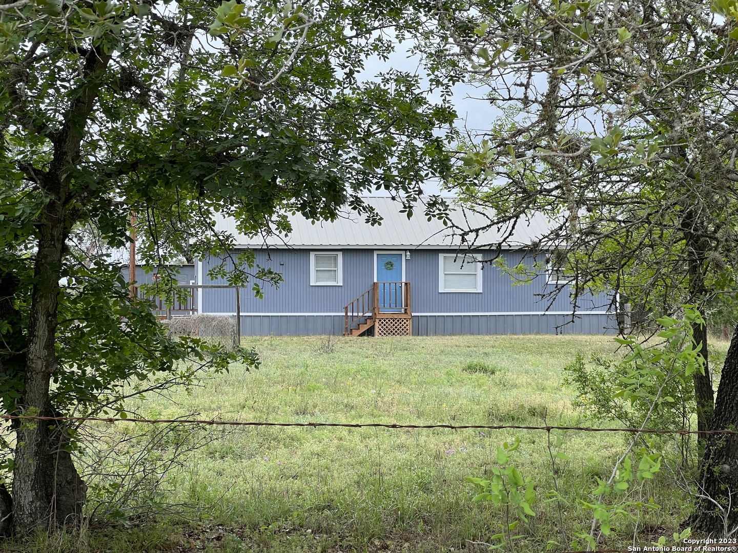 944 Woodland Hills Road Poteet TX 78065