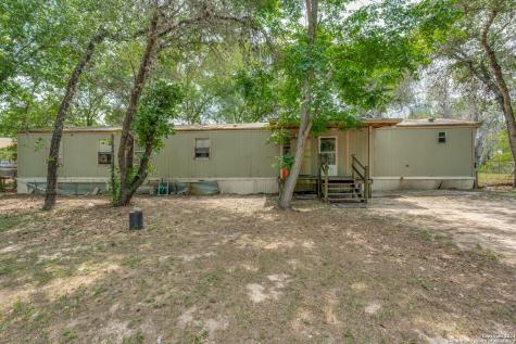 23330 Skila Drive Elmendorf TX 78112