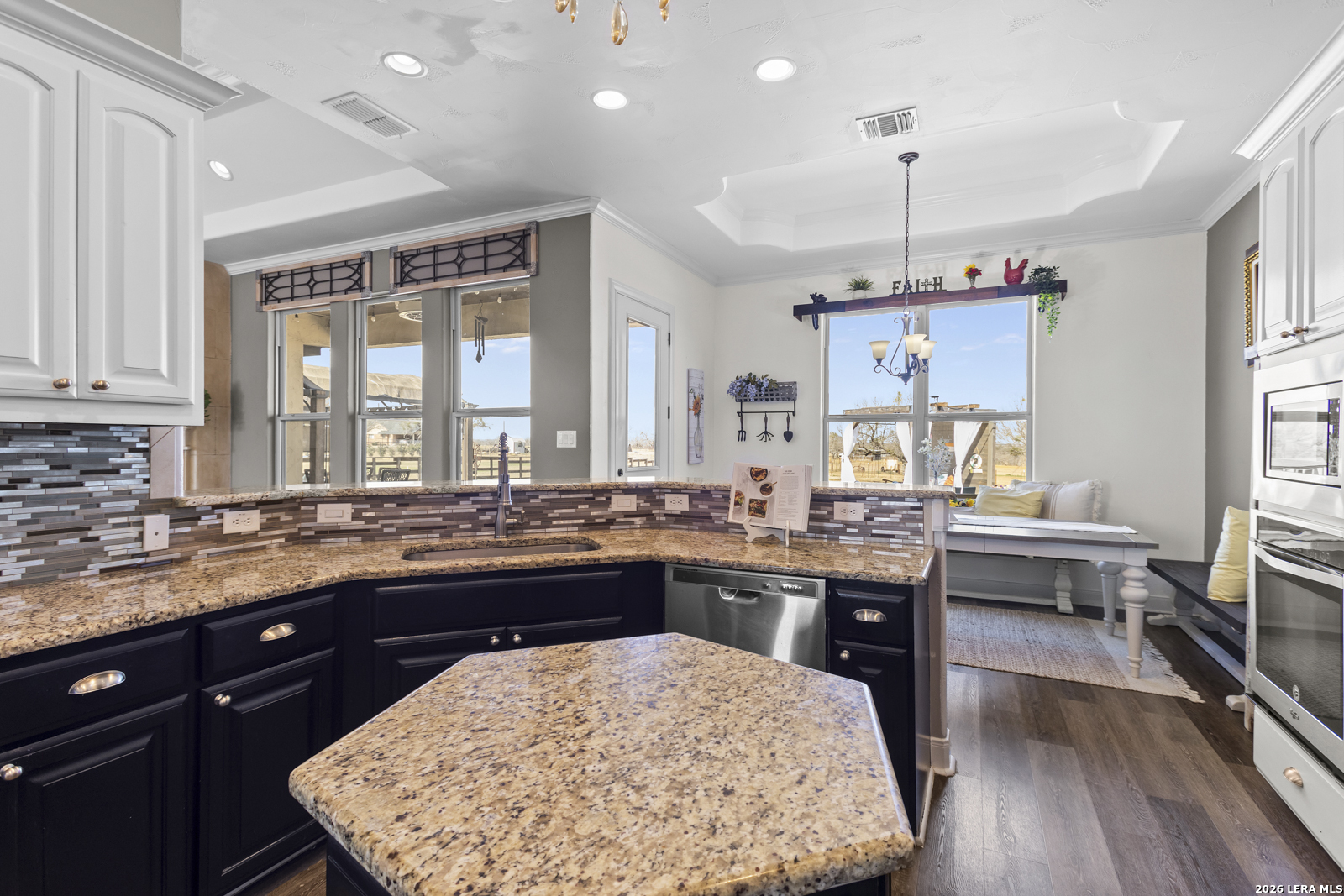 109 Colibro Creek La Vernia TX 78121