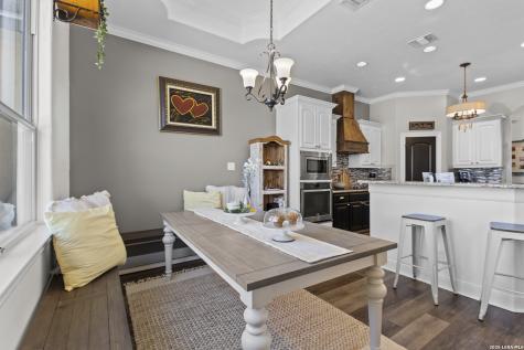 109 Colibro Creek La Vernia TX 78121